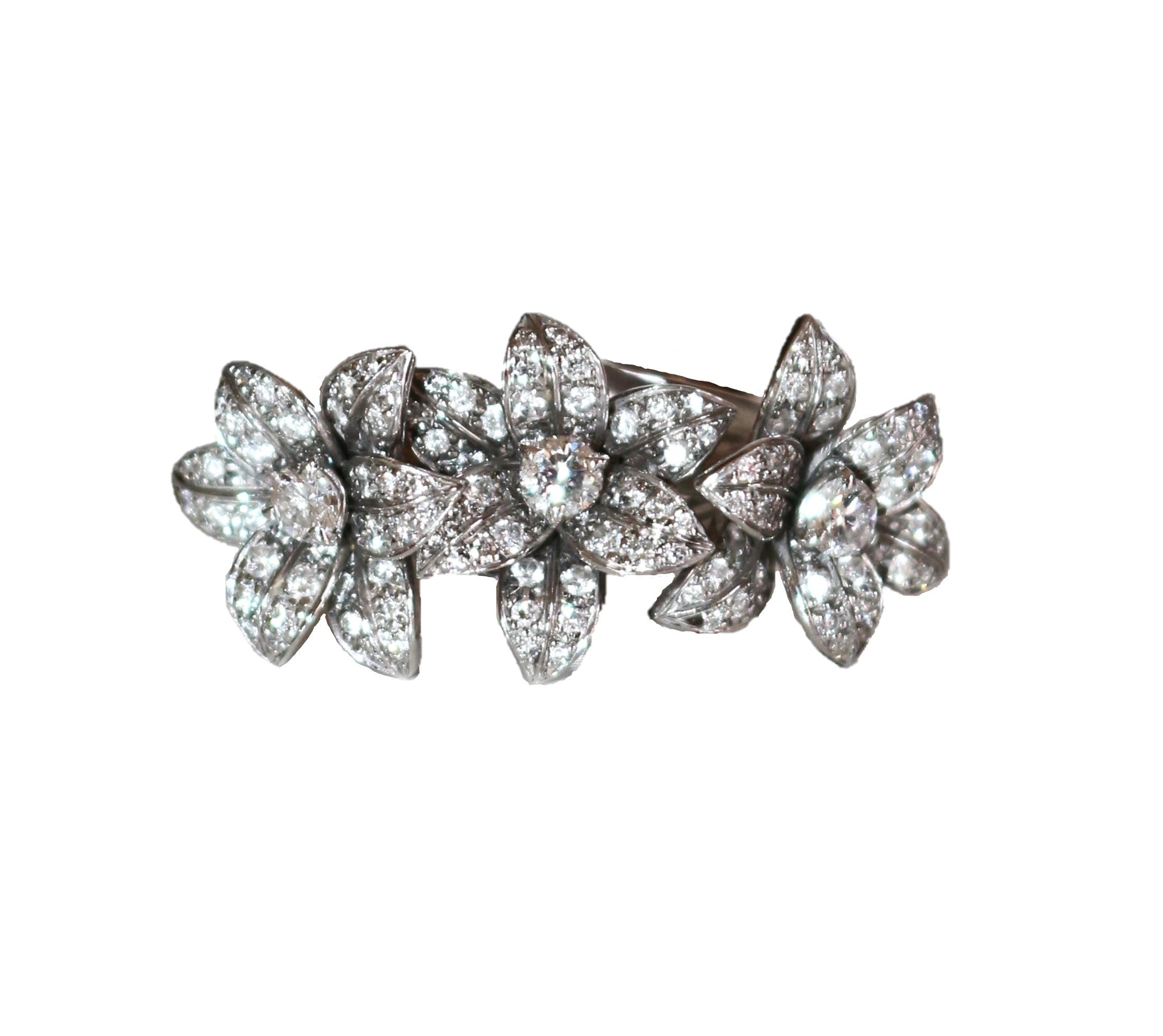 Mellerio Bague vintage trois fleurs collection Médicis