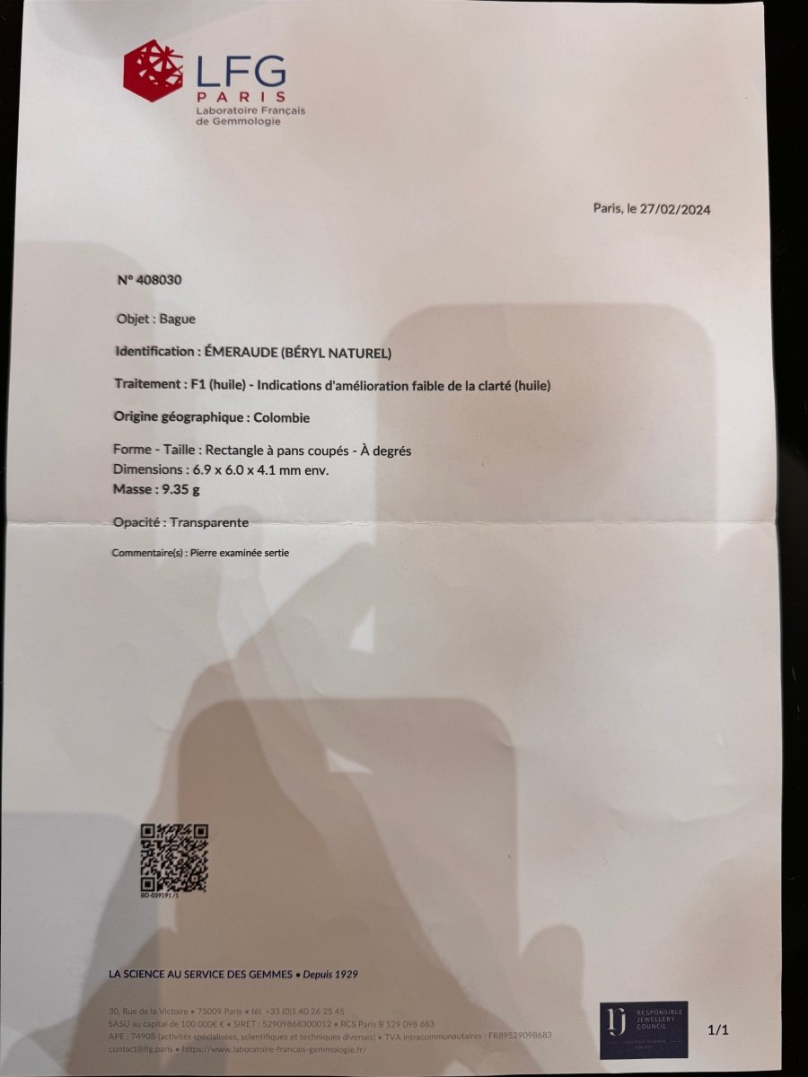 Bague ancienne sertie d’une émeraude colombienne de 1.26 carat et de diamants. - Maison Eloe