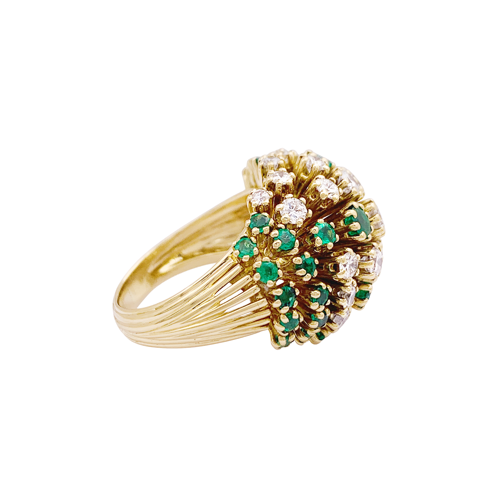 Bague Patek Philippe or jaune, diamants, émeraudes.