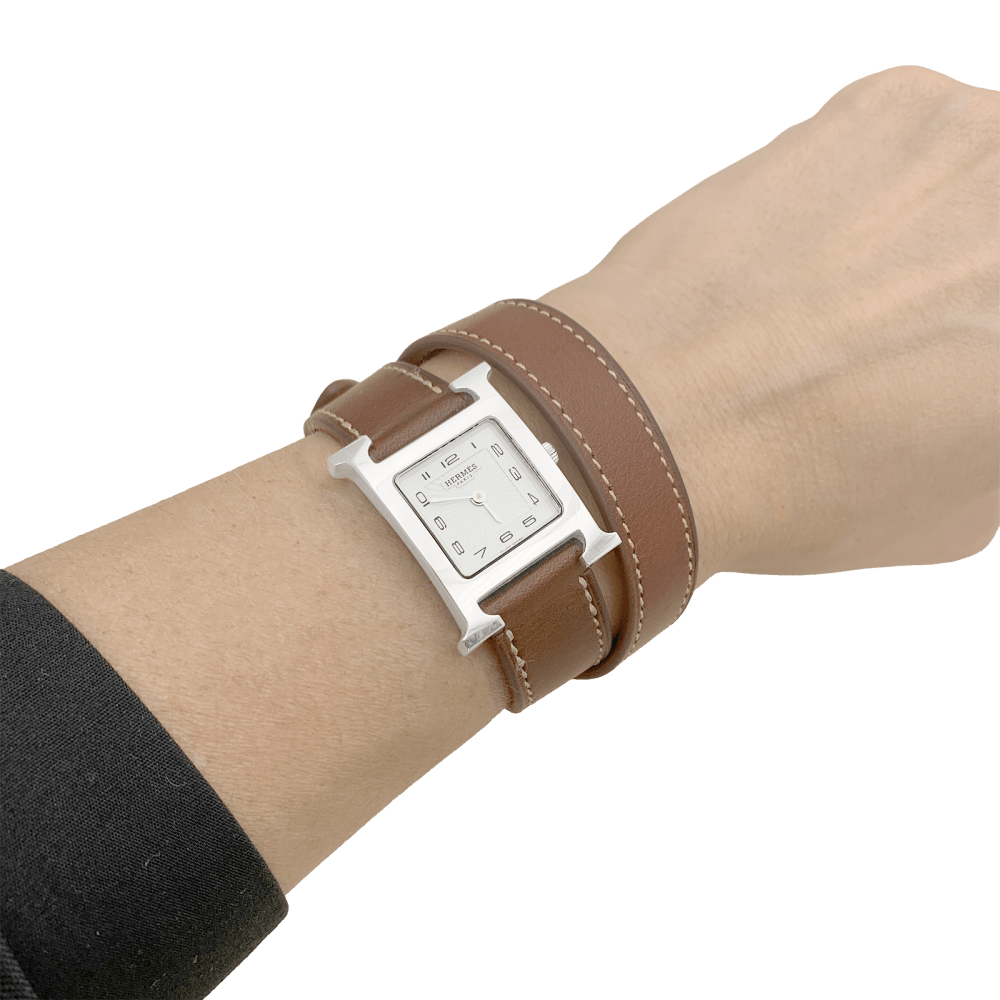 Montre Hermès, "Heure H", acier sur cuir.