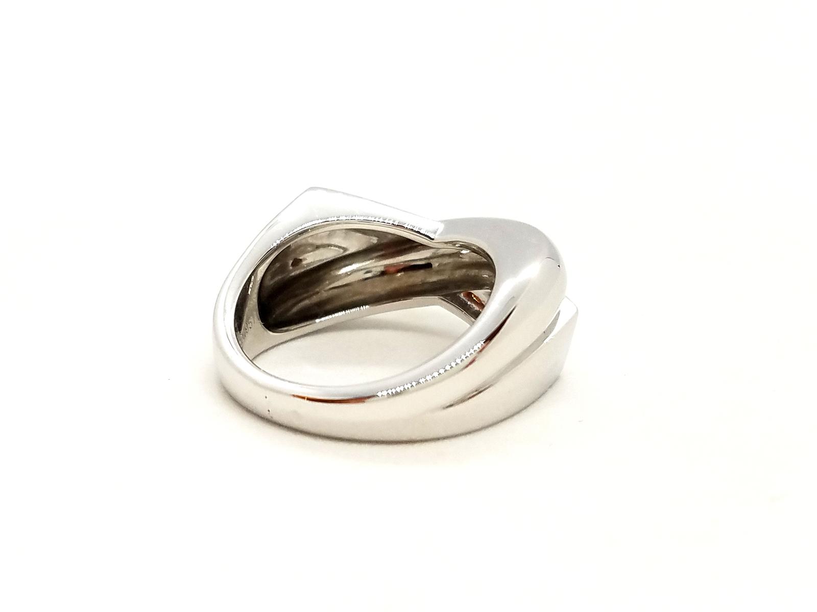 Mauboussin Ring In body and still White gold