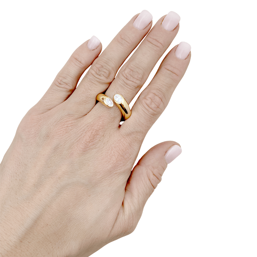 Bague Cartier, "Ellipse Deux Têtes Croisées", or jaune, diamants.