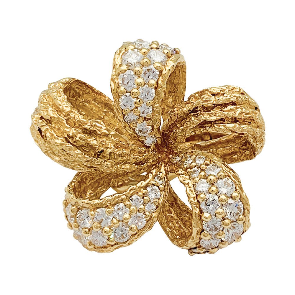 Grosses boucles d’oreilles fleurs M.Gérard en or jaune et diamants - Maison Eloe