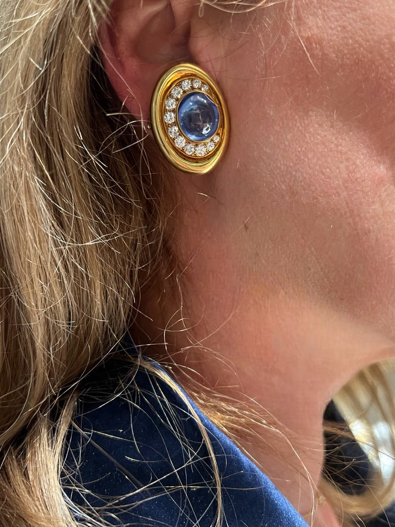 Bulgari, Boucles d'oreilles Saphirs, Diamants et Or 18K