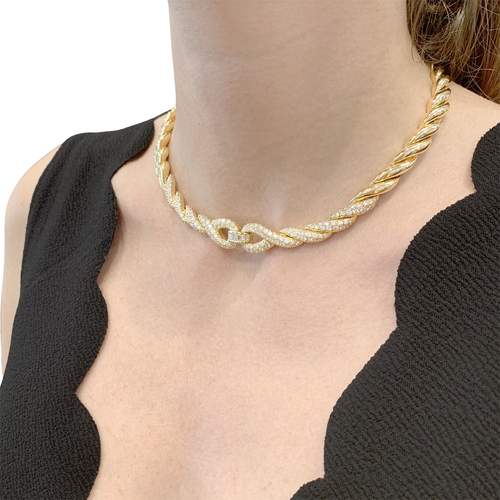 Collier vintage Fred, or jaune et diamants.