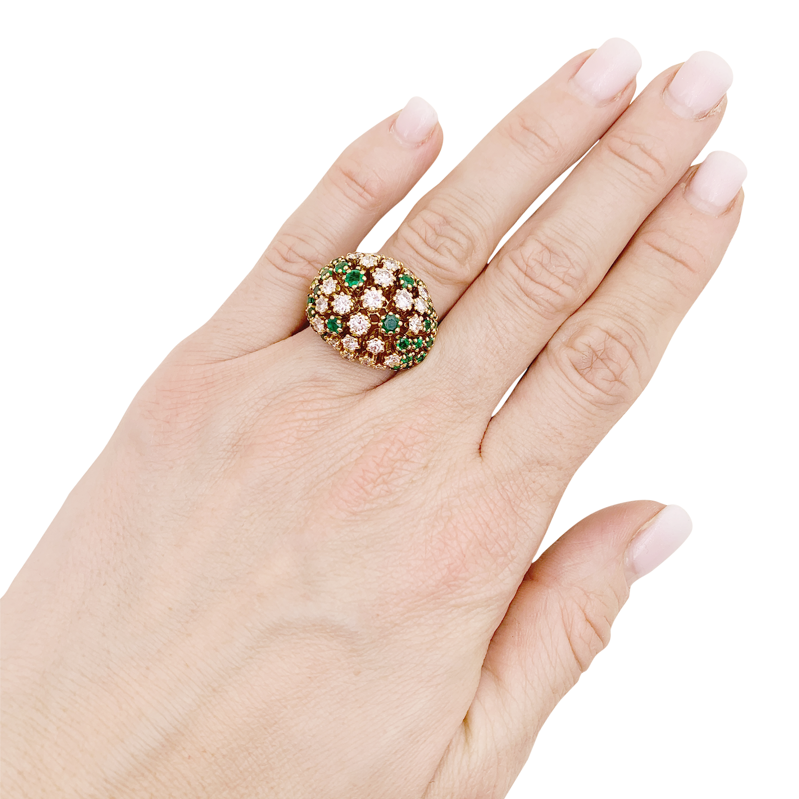 Bague Patek Philippe or jaune, diamants, émeraudes.