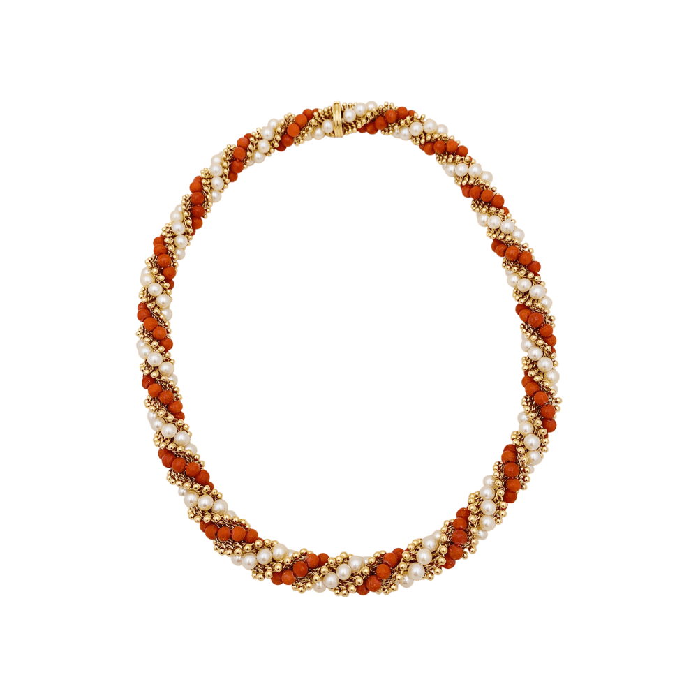 Collier-Sautoir Van Cleef & Arpels, "Twist", or jaune, corail, perles.