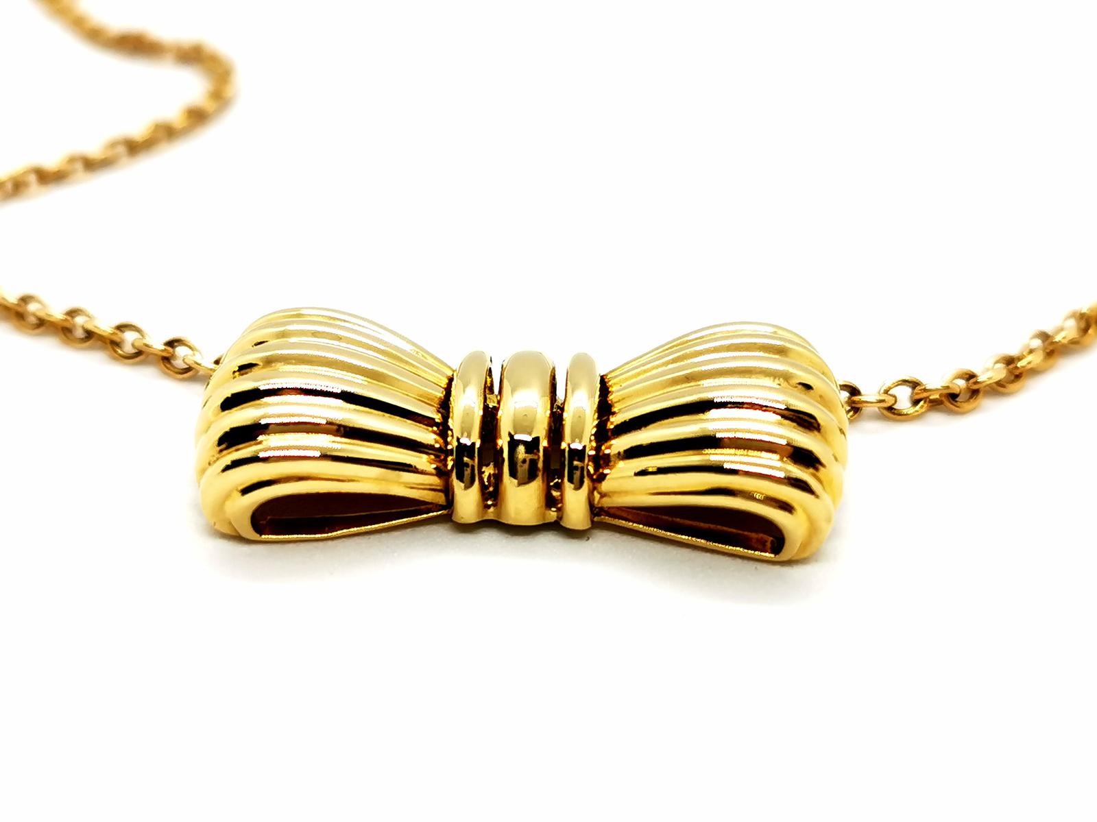 OJ Perrin Yellow Gold Knot Necklace