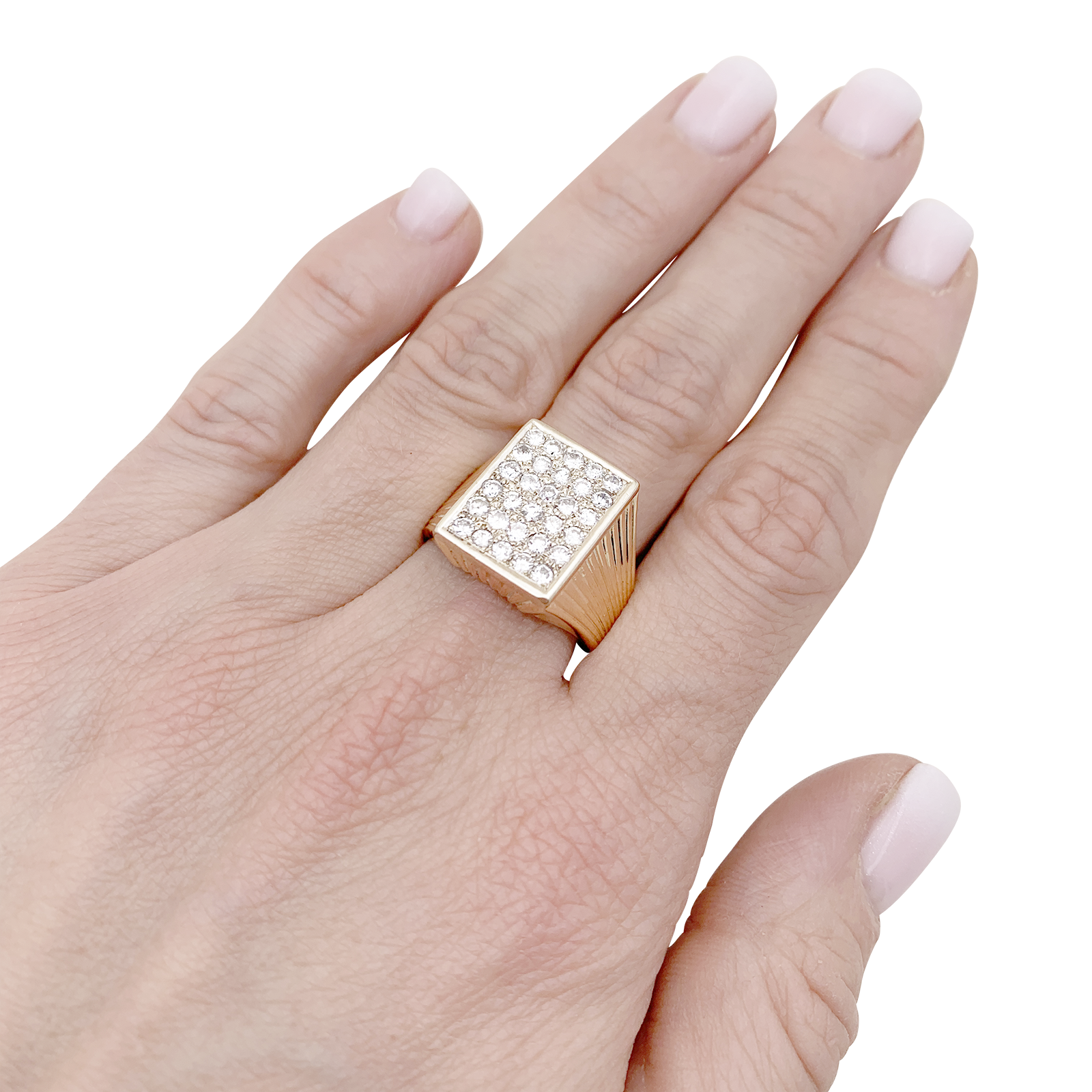 Bague chevalière or jaune, diamants.