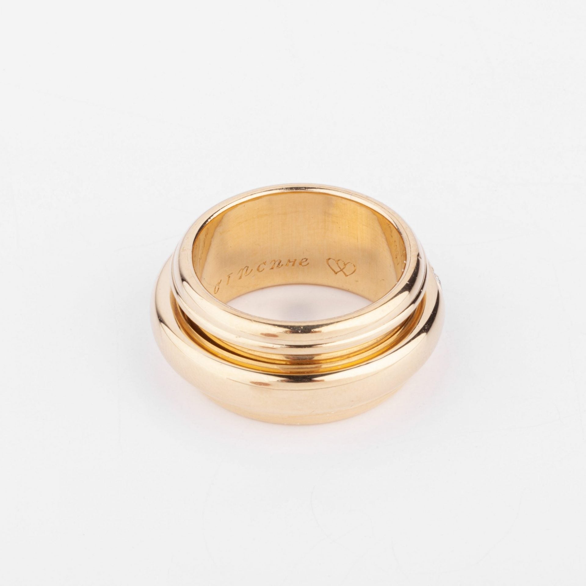 Yellow gold and diamond ring from Piaget, Possession model