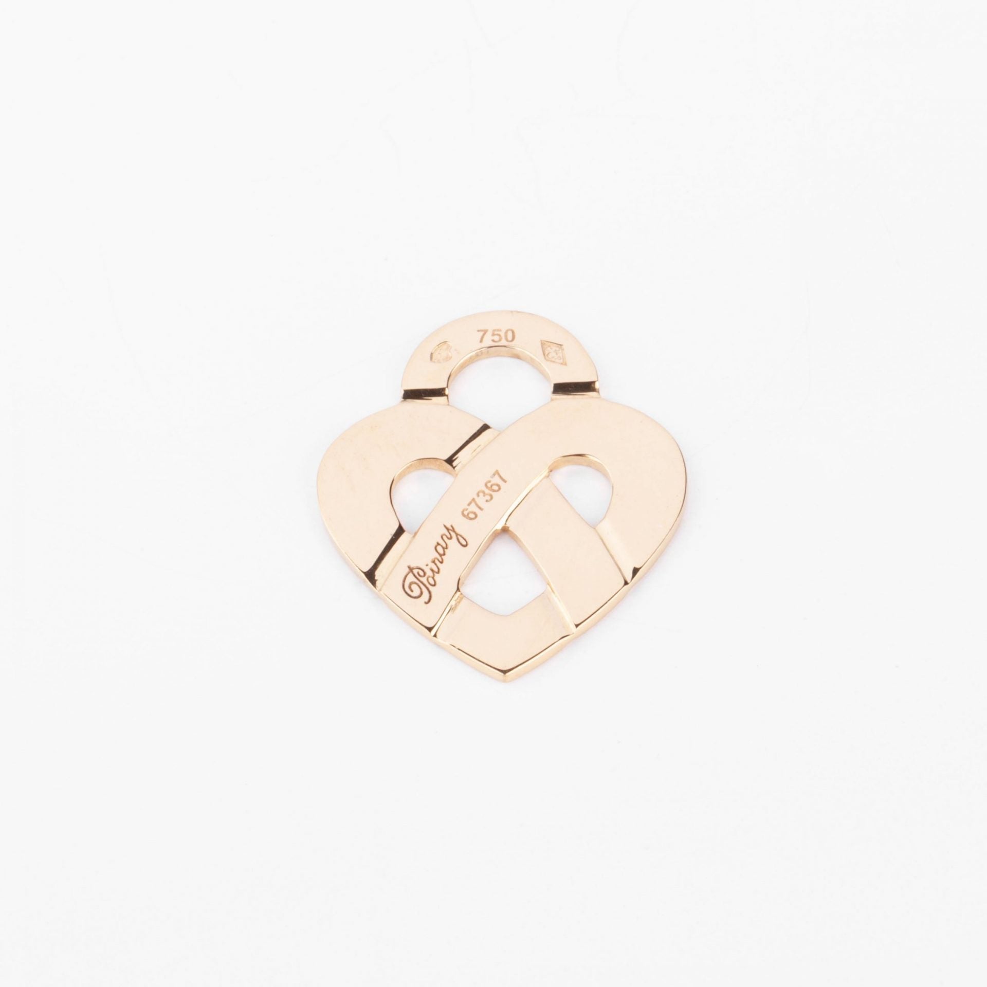Yellow gold heart pendant from Poiray