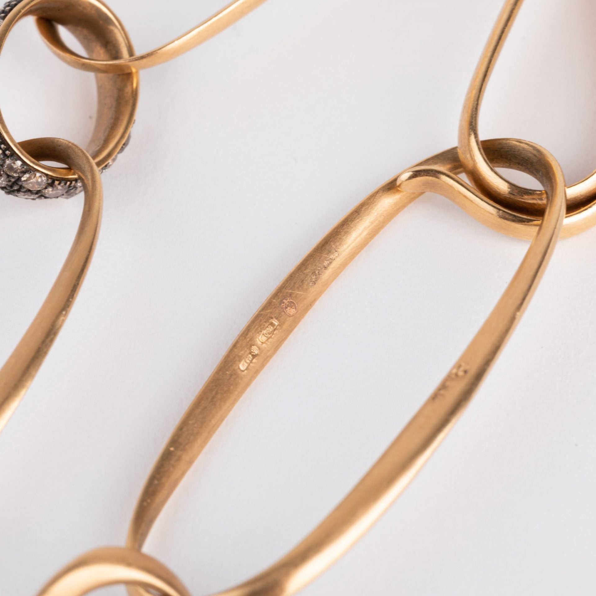 Pomellato, Victoria collection necklace in brushed rose gold