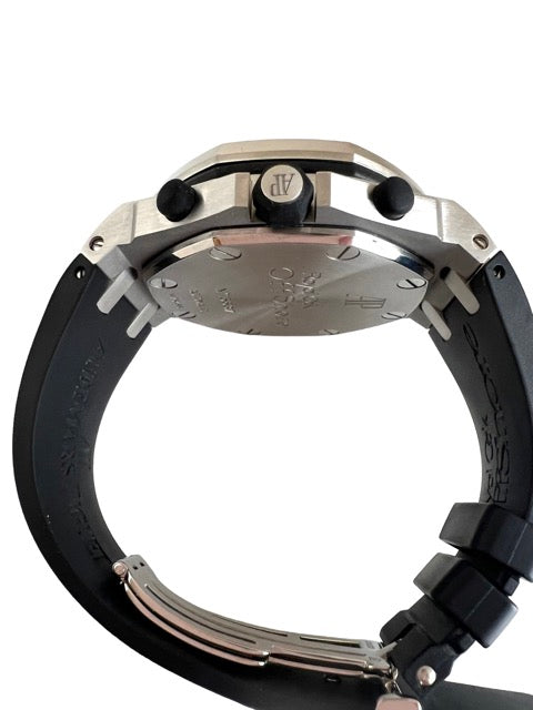 Montre Audemars Piguet "Royal Oak Off-Shore" panda acier