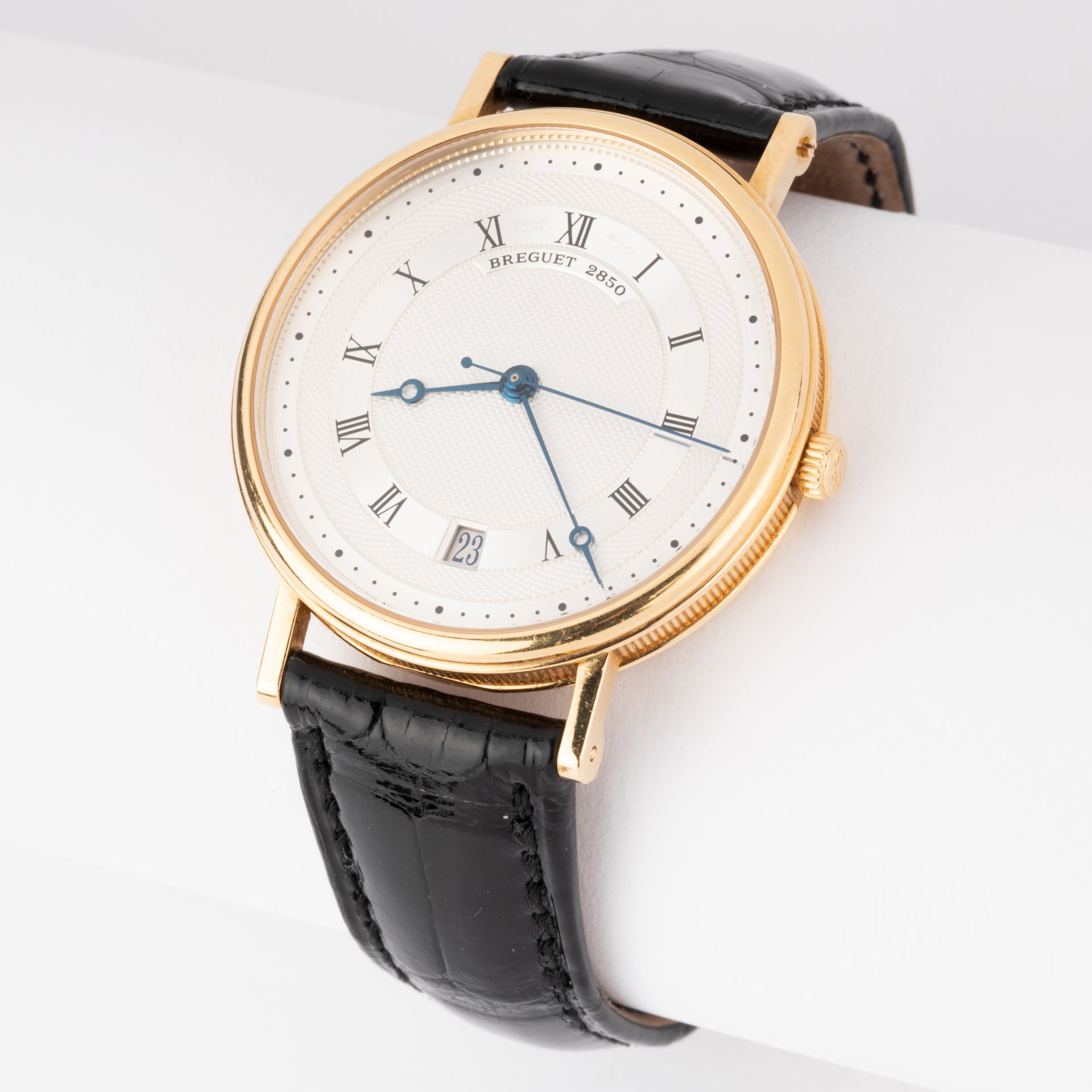 Montre Breguet "Marine" en or jaune 18K sur bracelet cuir