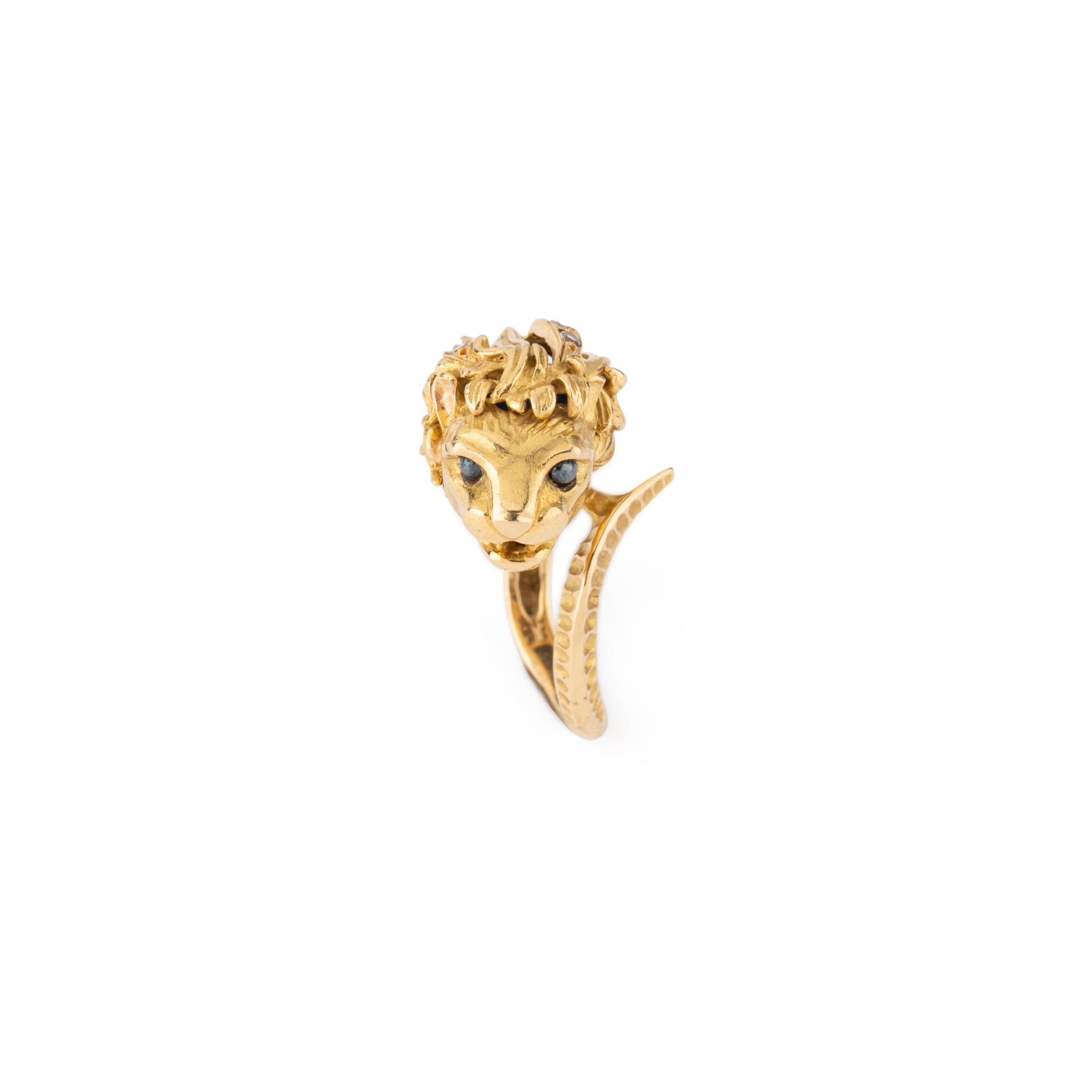Pierre and Jean Bellin, Lion's Head Ring, Gold, Lapis Lazuli, Diamonds