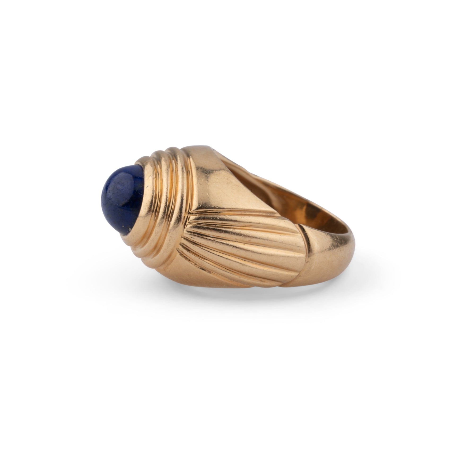 Boucheron, "Jaipur" ring, in 18K yellow gold, Lapis Lazuli cabochon