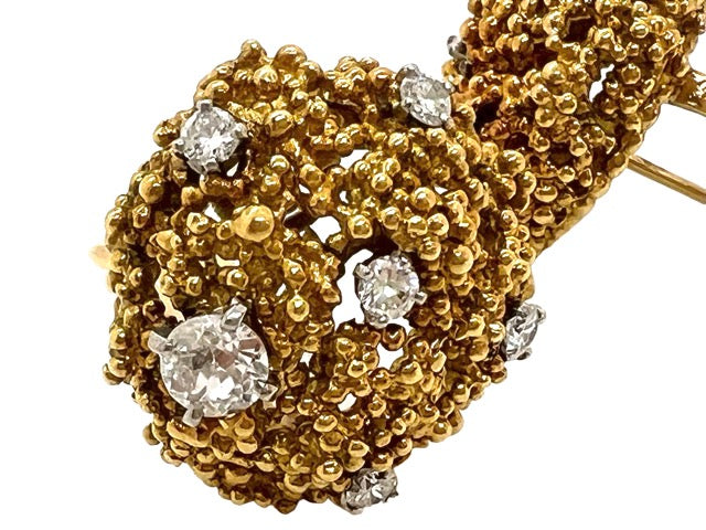 Boucheron Paris, Boucles d'oreilles vintage Or texturé et Diamants