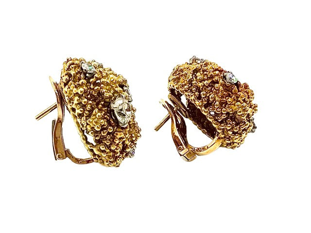 Boucheron Paris, Boucles d'oreilles vintage Or texturé et Diamants
