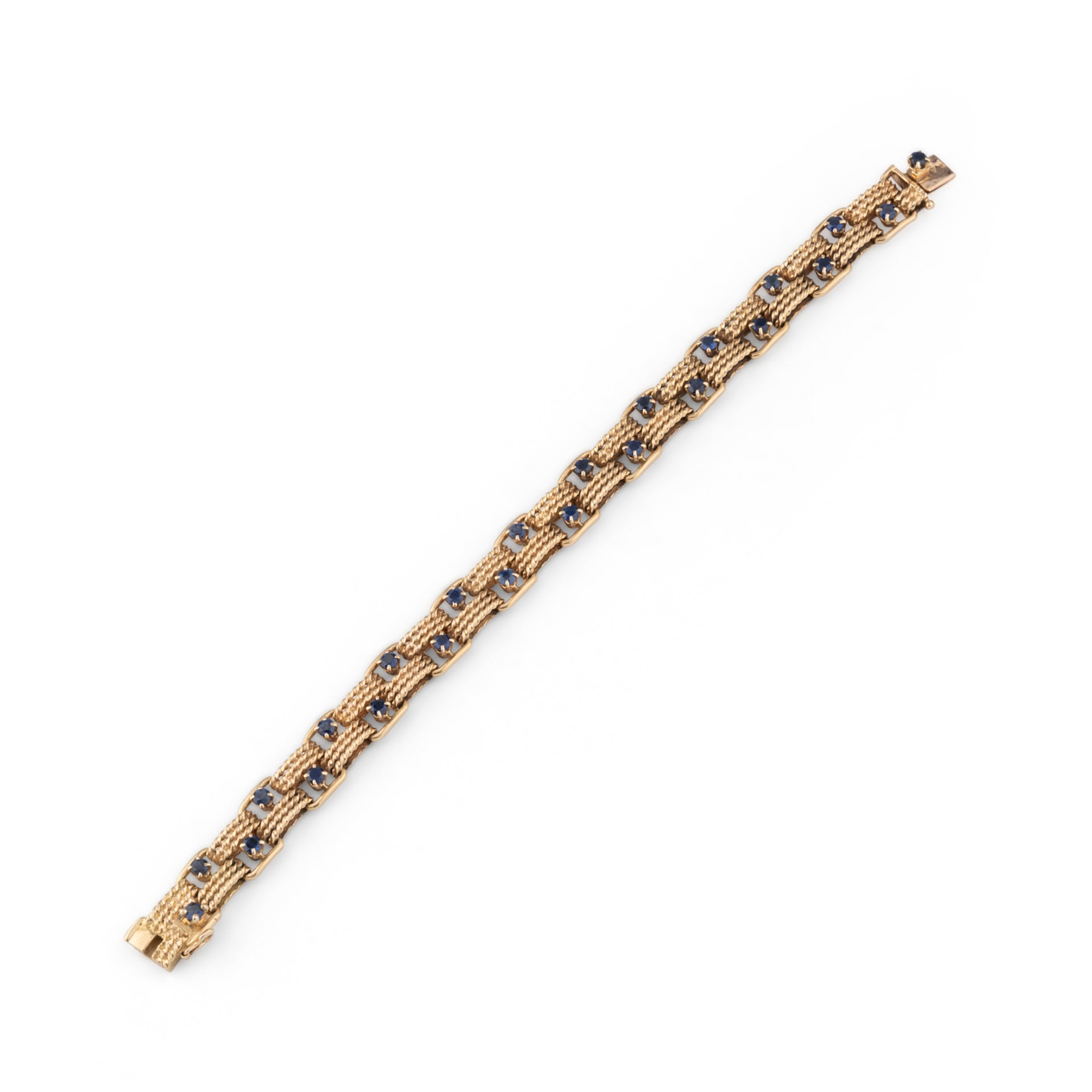 Boucheron, 18K chiseled yellow gold and sapphire bracelet