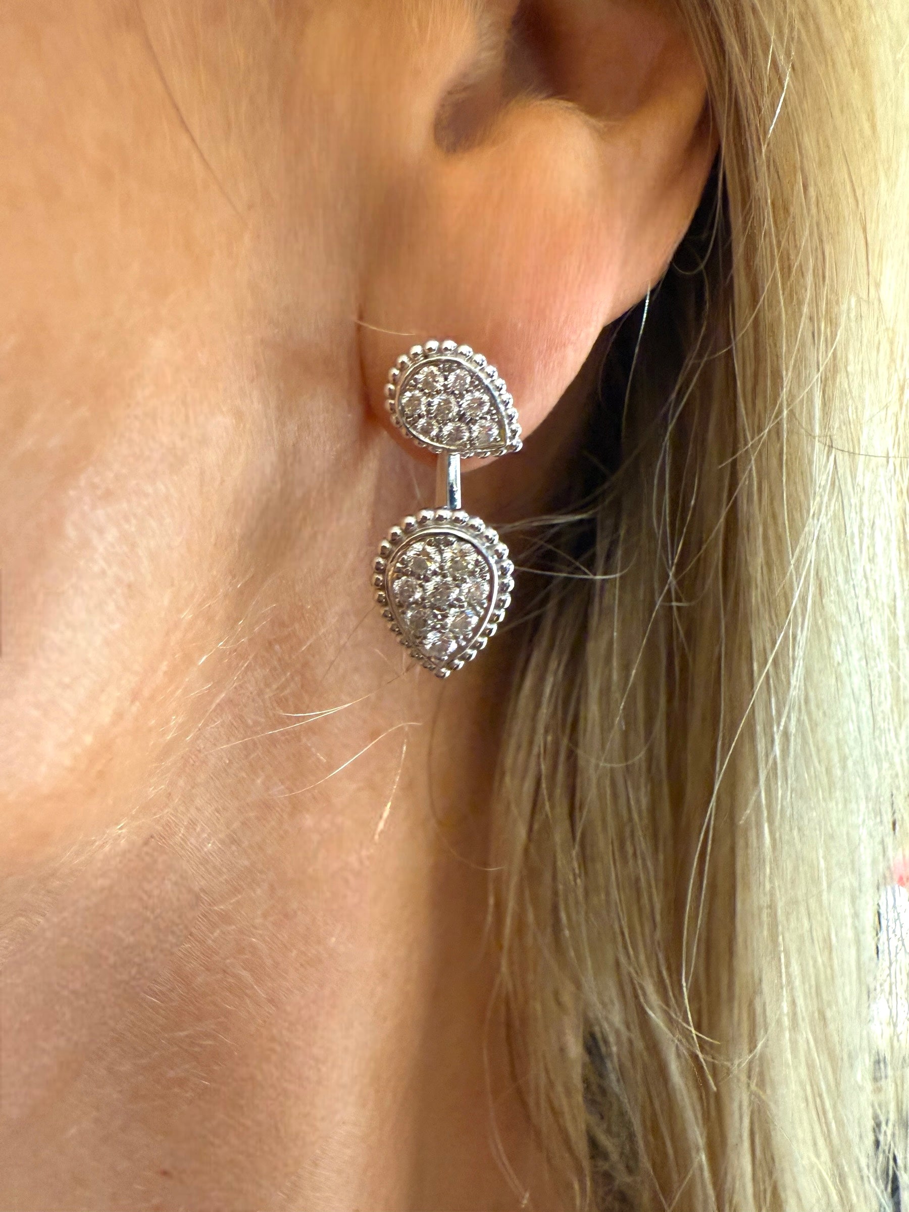Boucheron a single "Serpent Bohème" earring in white gold and diamonds, new, full set