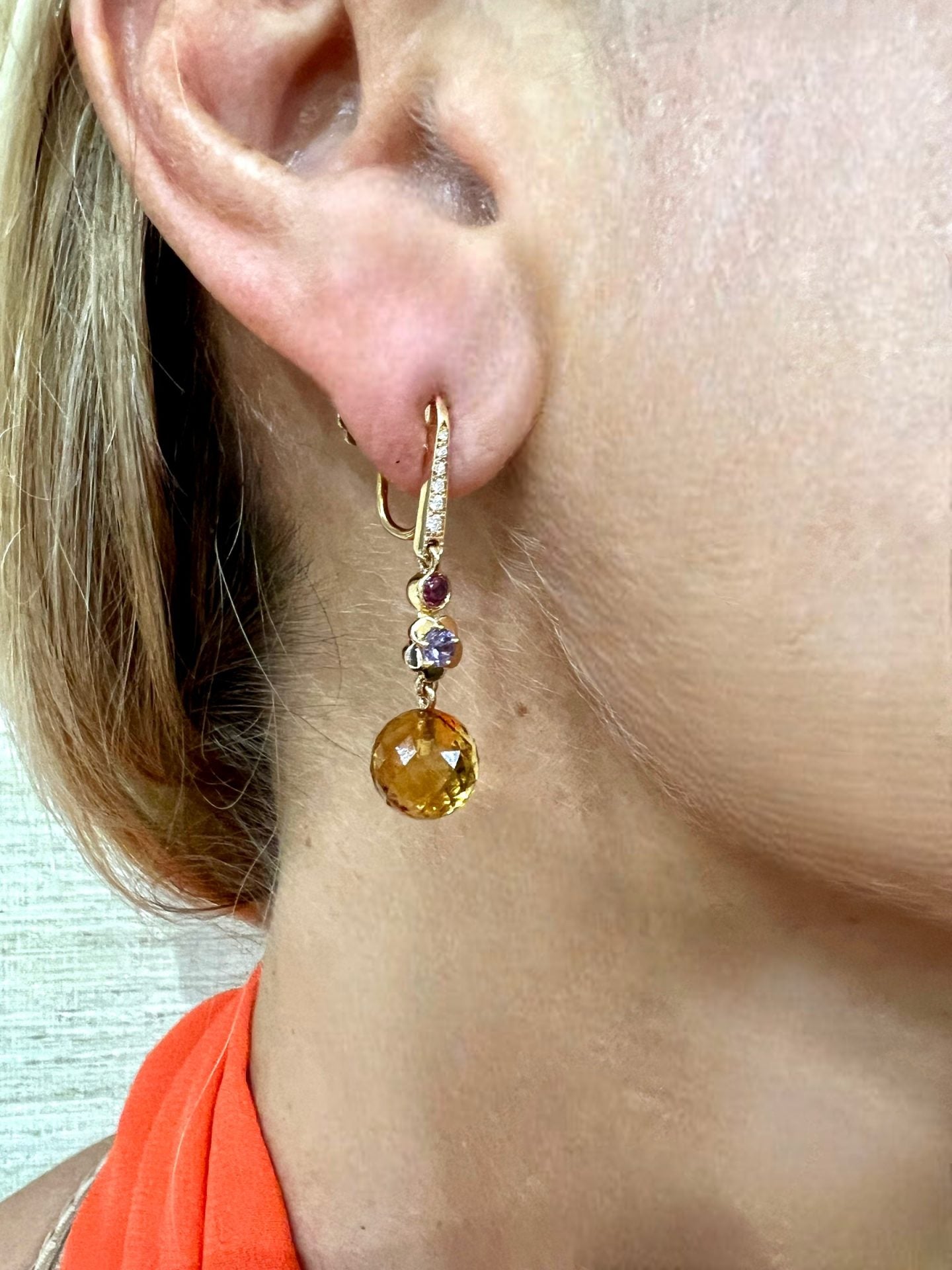 Boucles d'oreilles Chanel "Mademoiselle" en or jaune, citrine