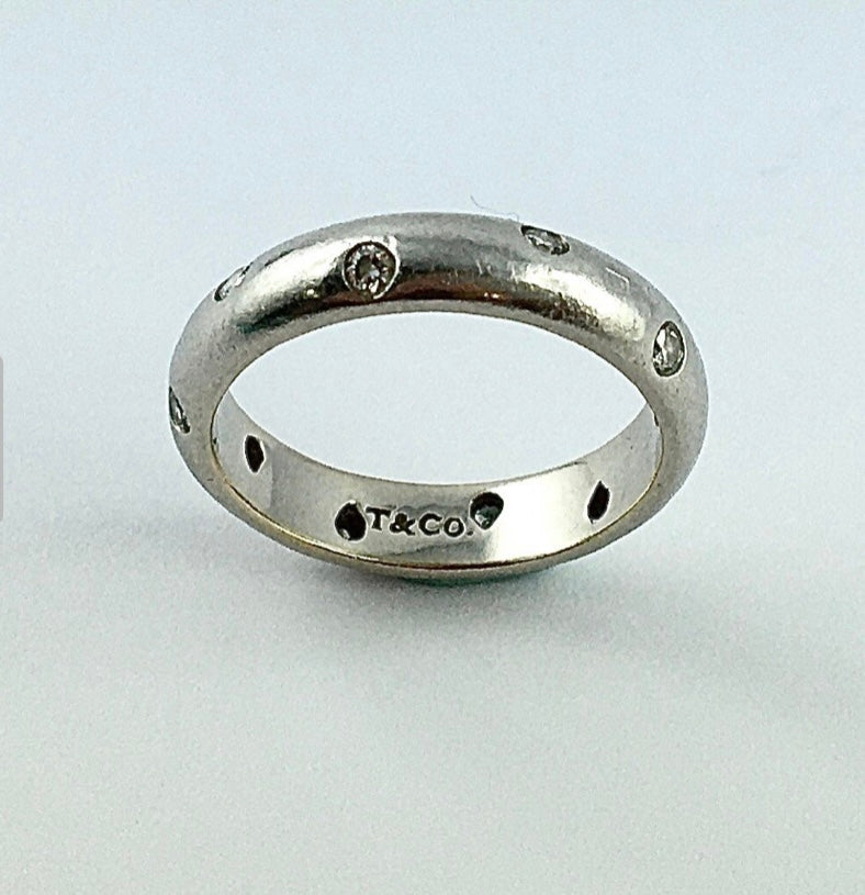 A Tiffany "Star" ring in platinum and diamonds