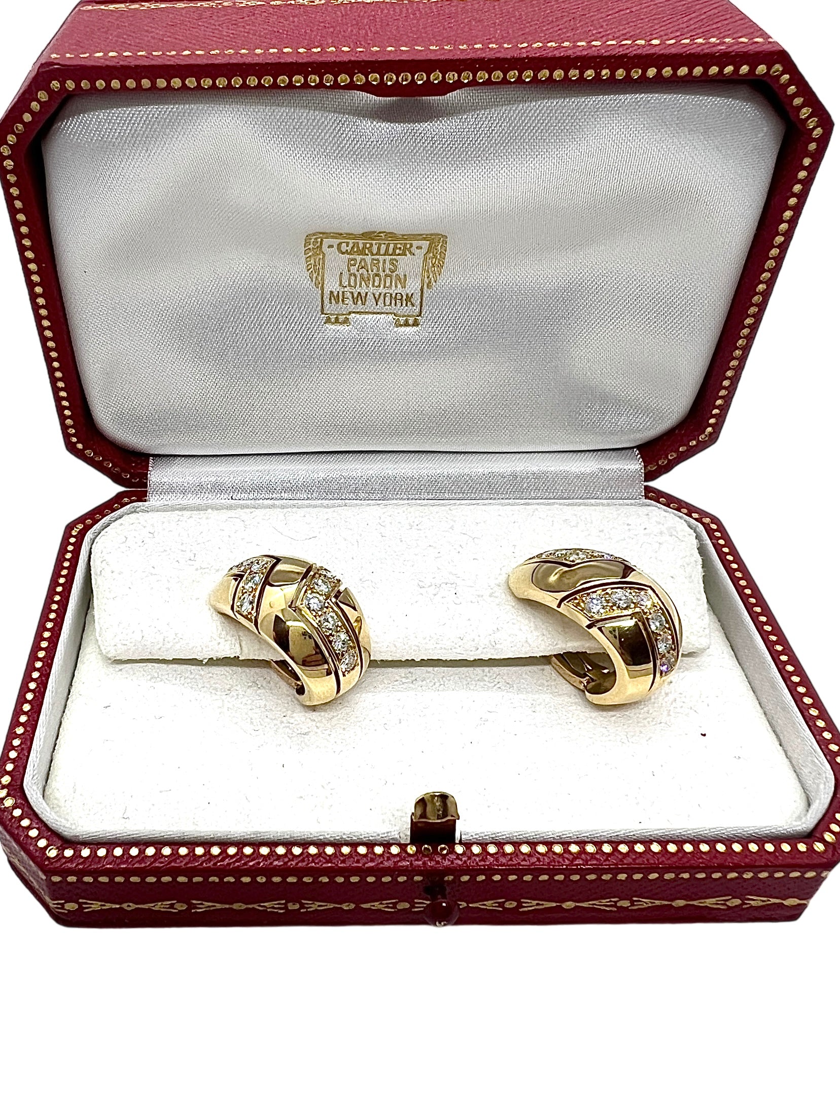 Cartier, Boucles d’oreilles vintage « up& up » Or et Diamants