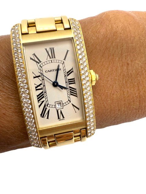 Cartier, montre Tank américaine en or jaune et diamants - Maison Eloe