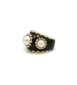 Chanel bague collection "Baroque" or jaune email noir et perles de culture