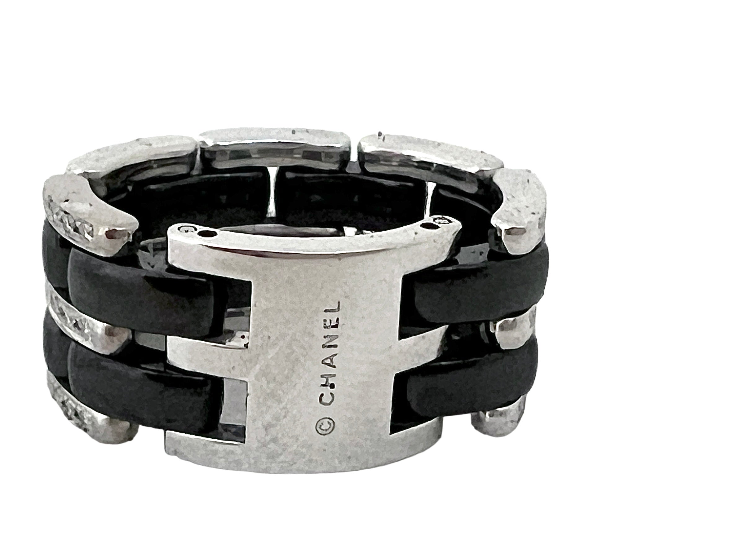 Chanel, "Ultra" Ring White Gold, Diamonds, Black Ceramic Large Model