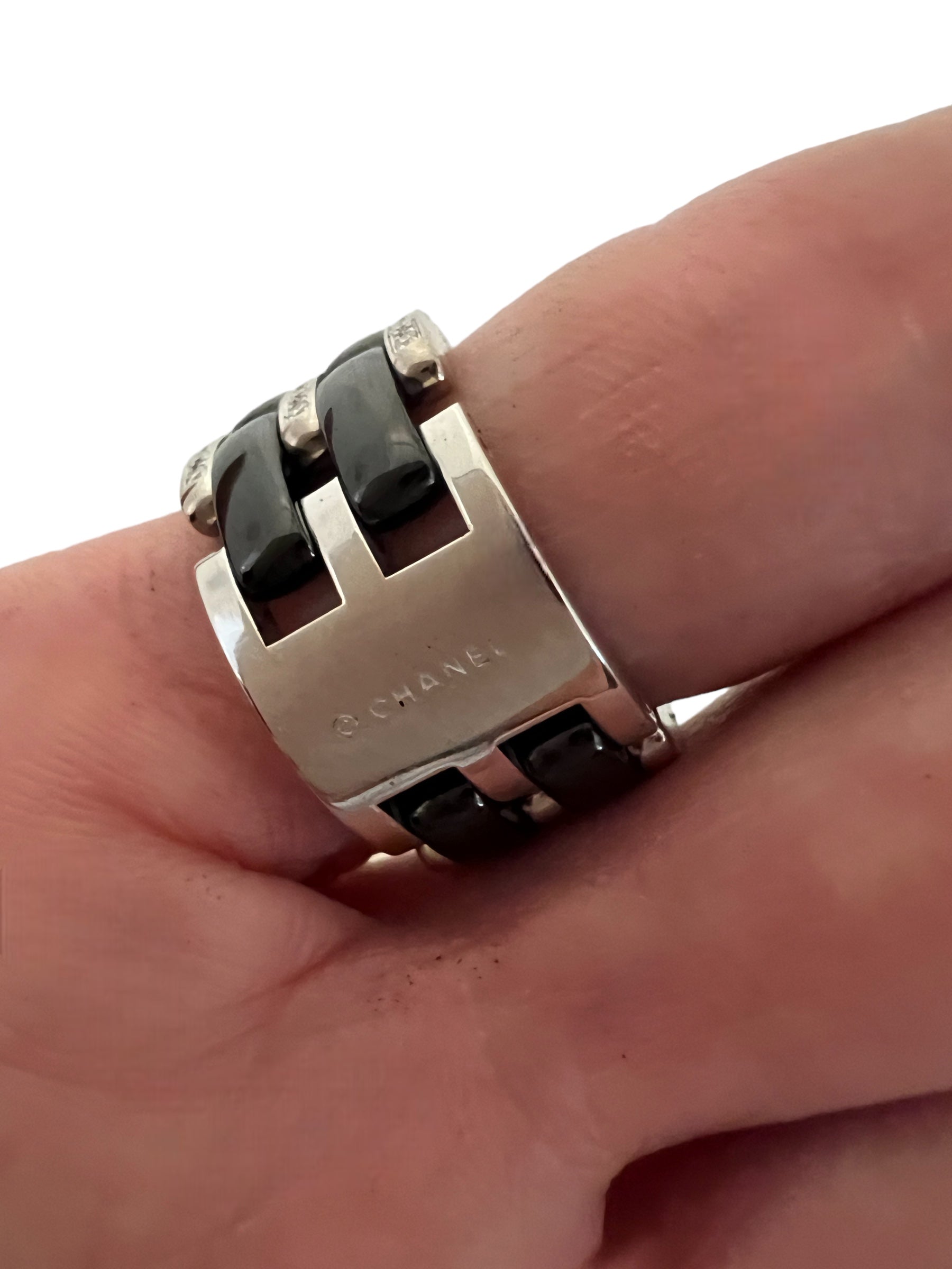 Chanel, "Ultra" Ring White Gold, Diamonds, Black Ceramic Large Model