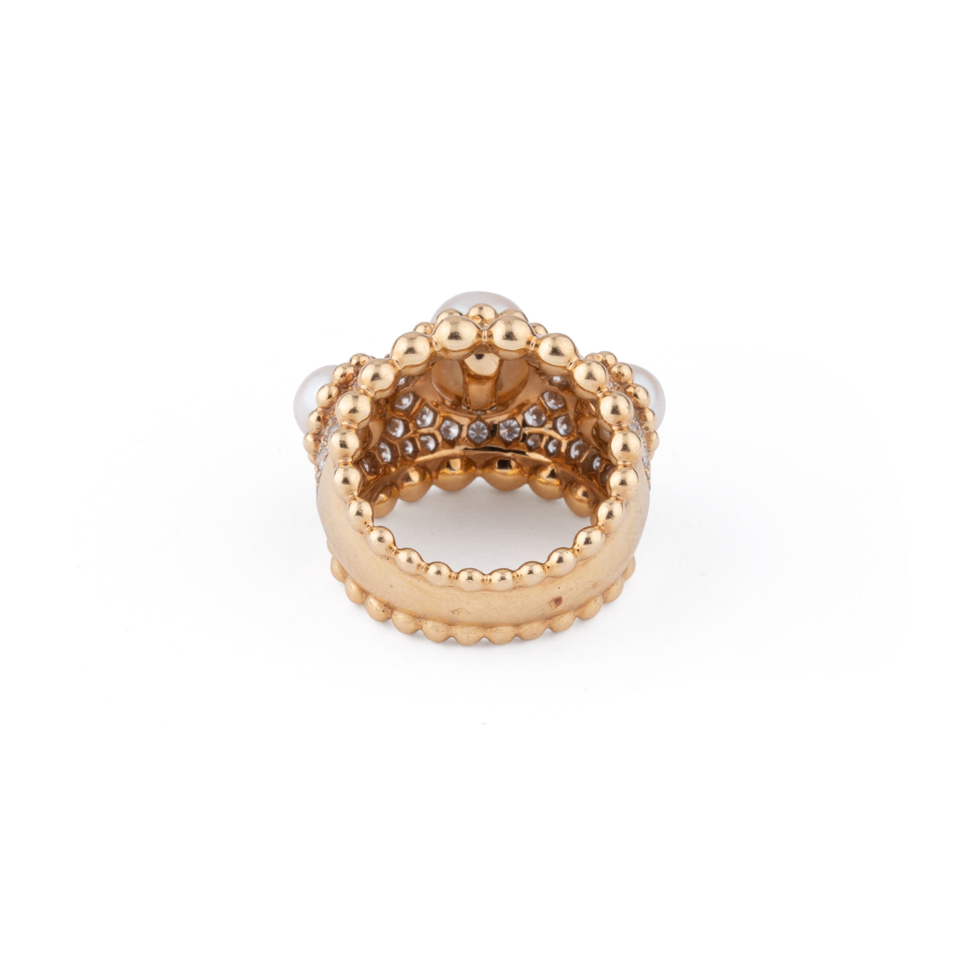 Chanel, "Baroque" Ring Yellow Gold, Diamonds and Pearls