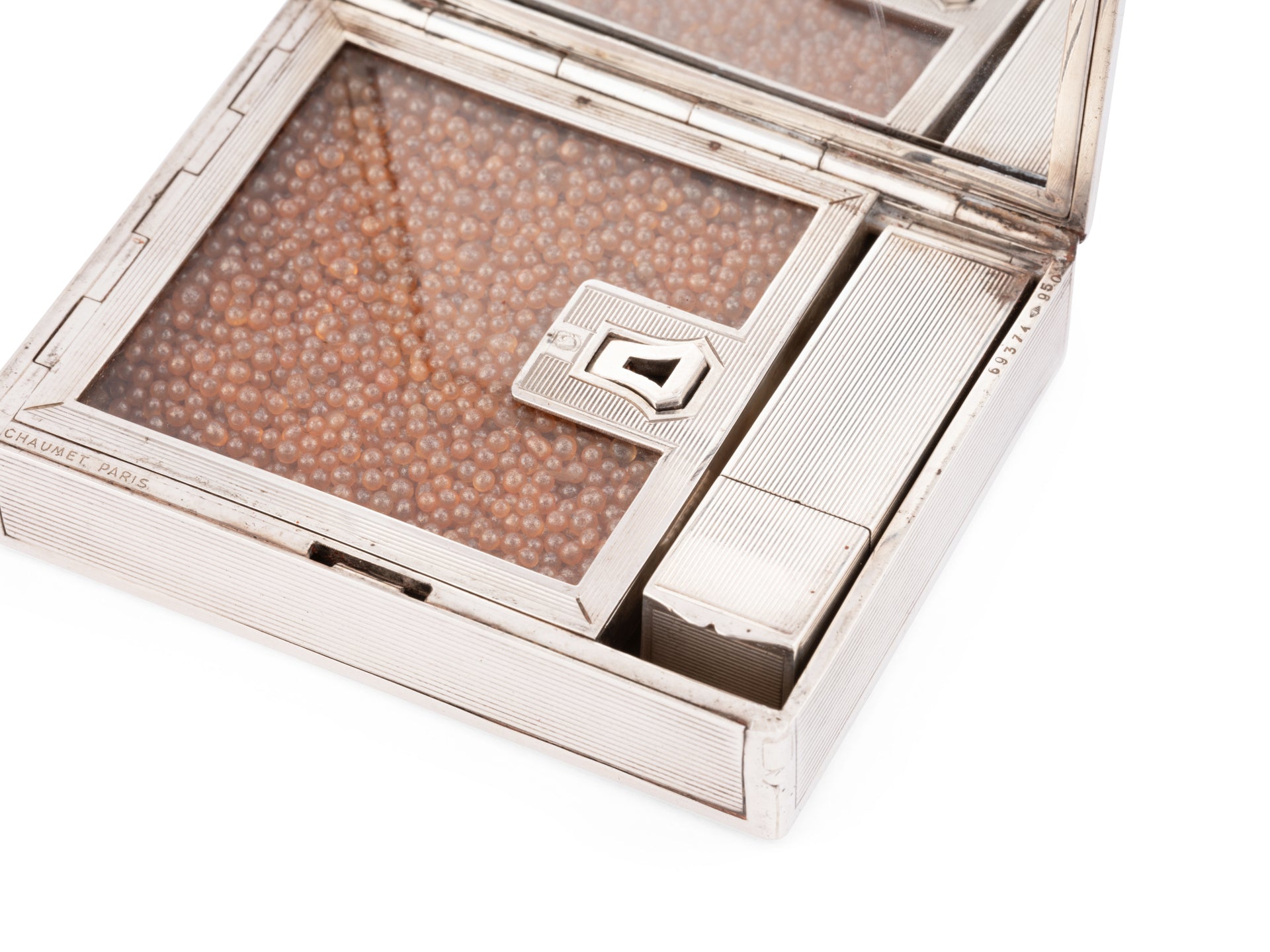 Chaumet, Minaudière en argent de forme rectangulaire, décor strié