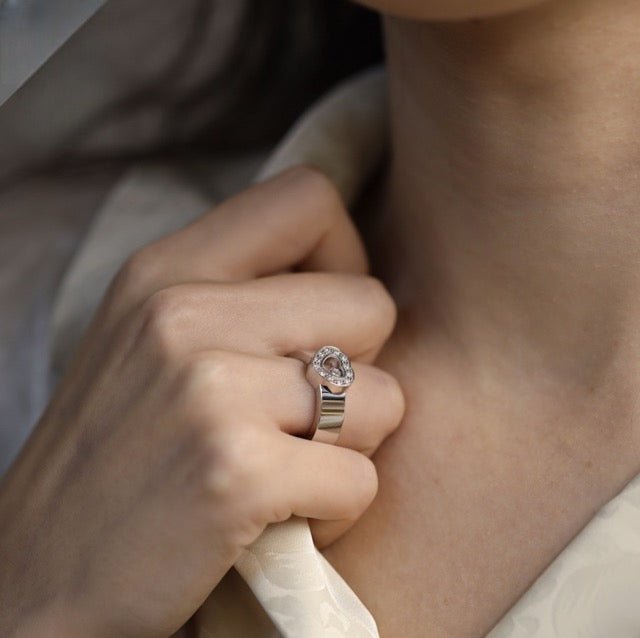 Chopard bague "Happy Diamond' en or gris 18K et diamants full set - Maison Eloe