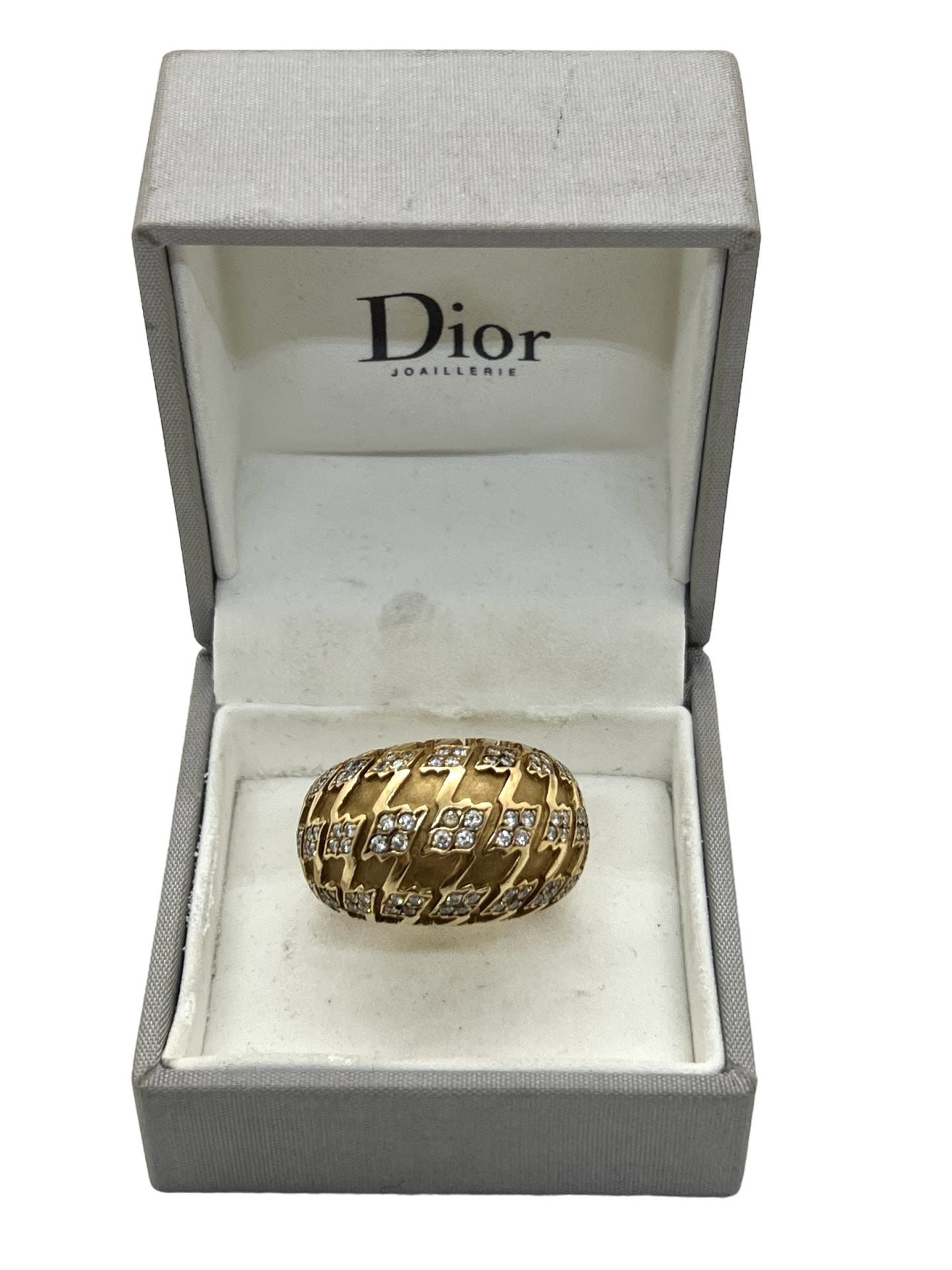 Bague Dior en or jaune et diamants