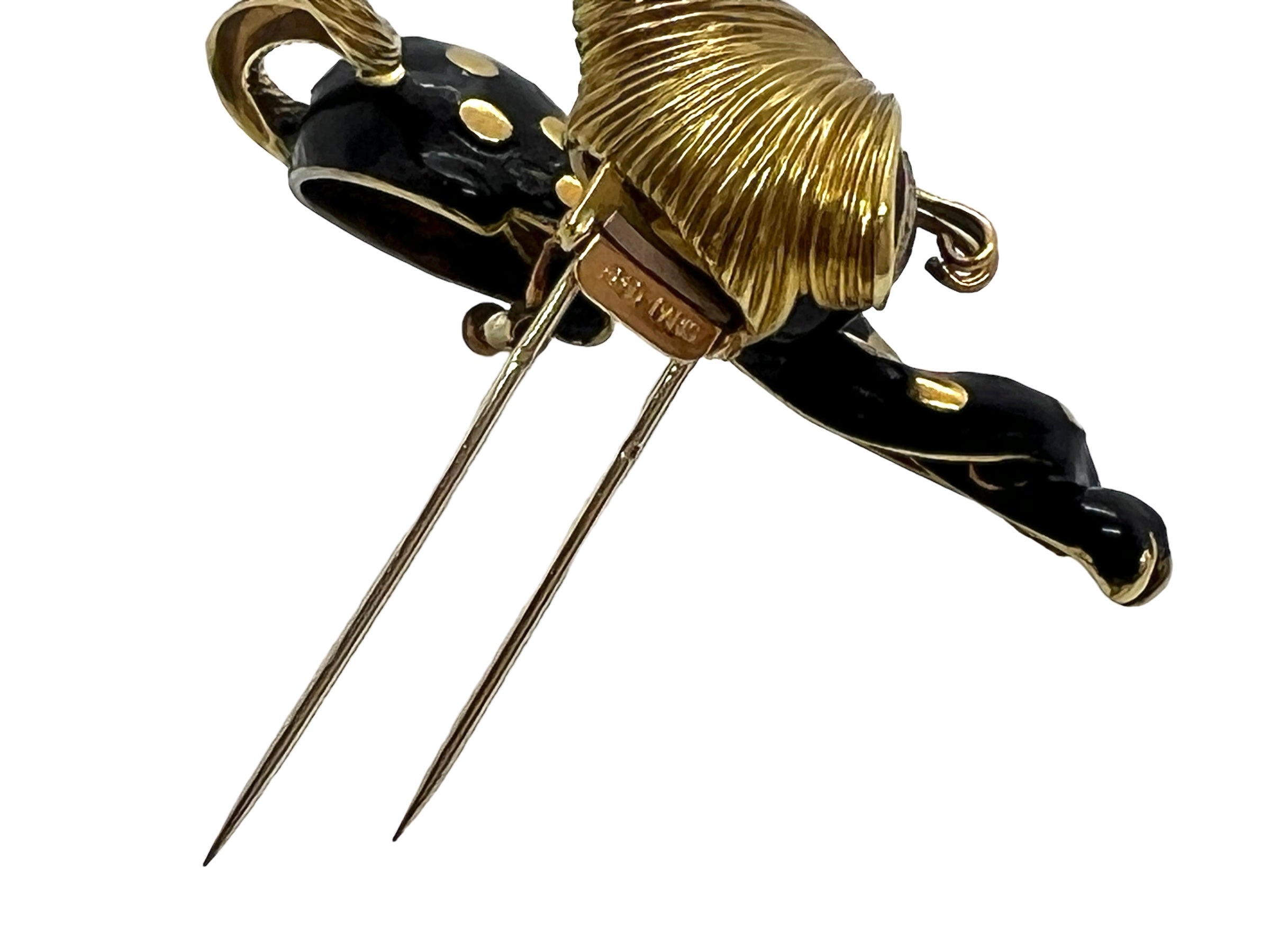 Fred Paris, Panther brooch in yellow gold with black enamel and ring