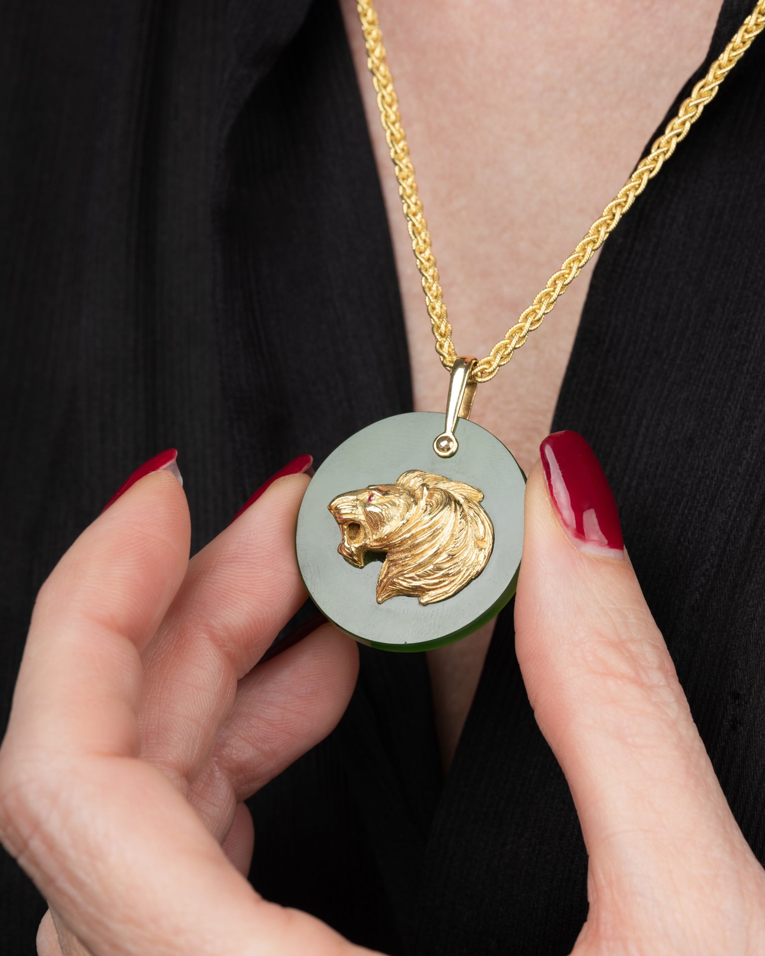 Gay Freres, Gold Necklace and Nephrite Jade Pendant with Lion Head