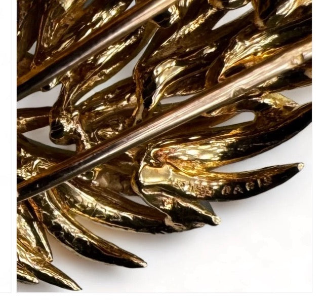 Hermès yellow gold brooch