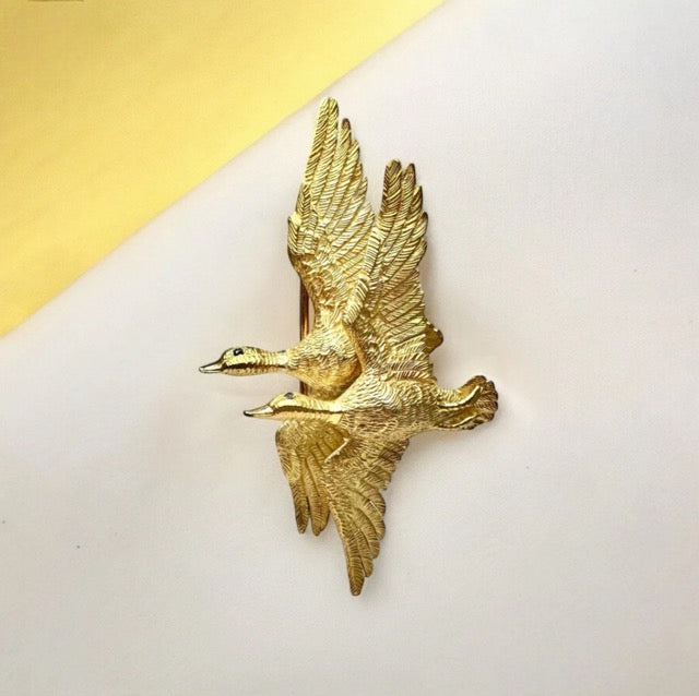 Hermès by Georges Lenfant "Canards" brooch in 18k yellow gold