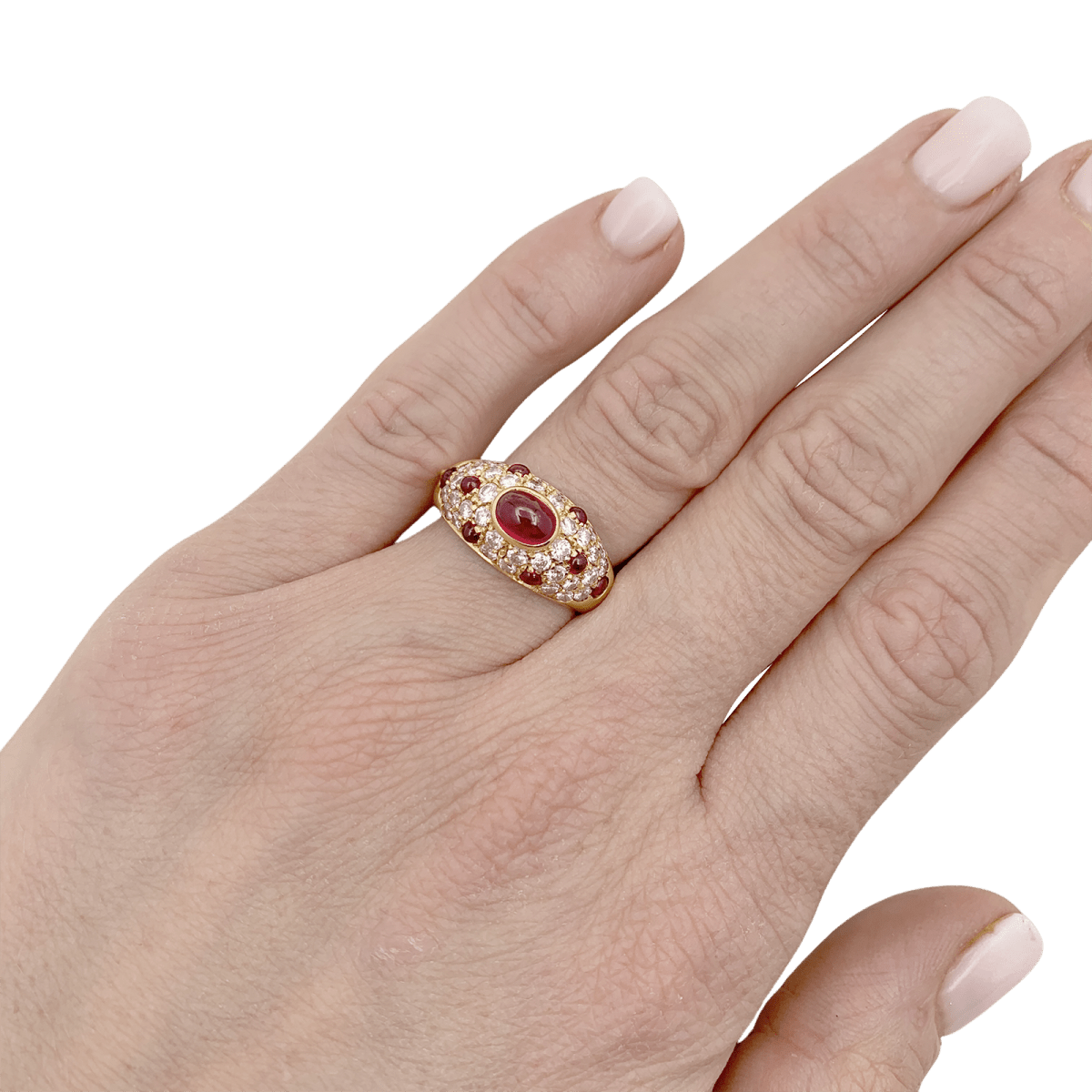 Bague Cartier, "Corinthe", or jaune, rubis, diamants. - Maison Eloe