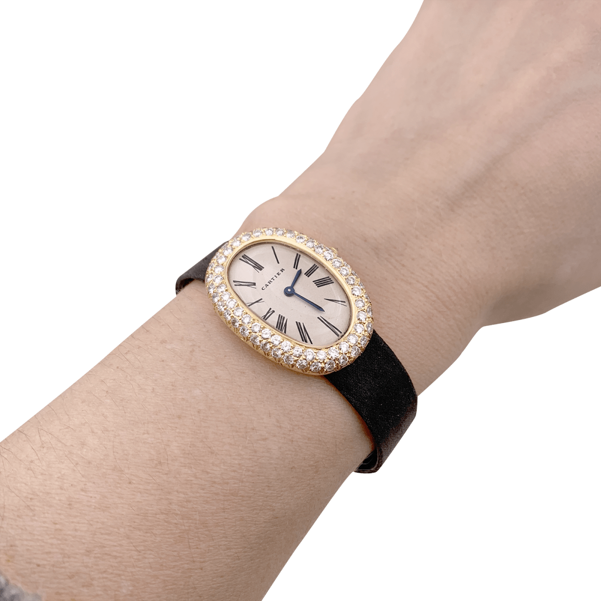 Montre Cartier, "Baignoire", or jaune, diamants Vintage - Maison Eloe