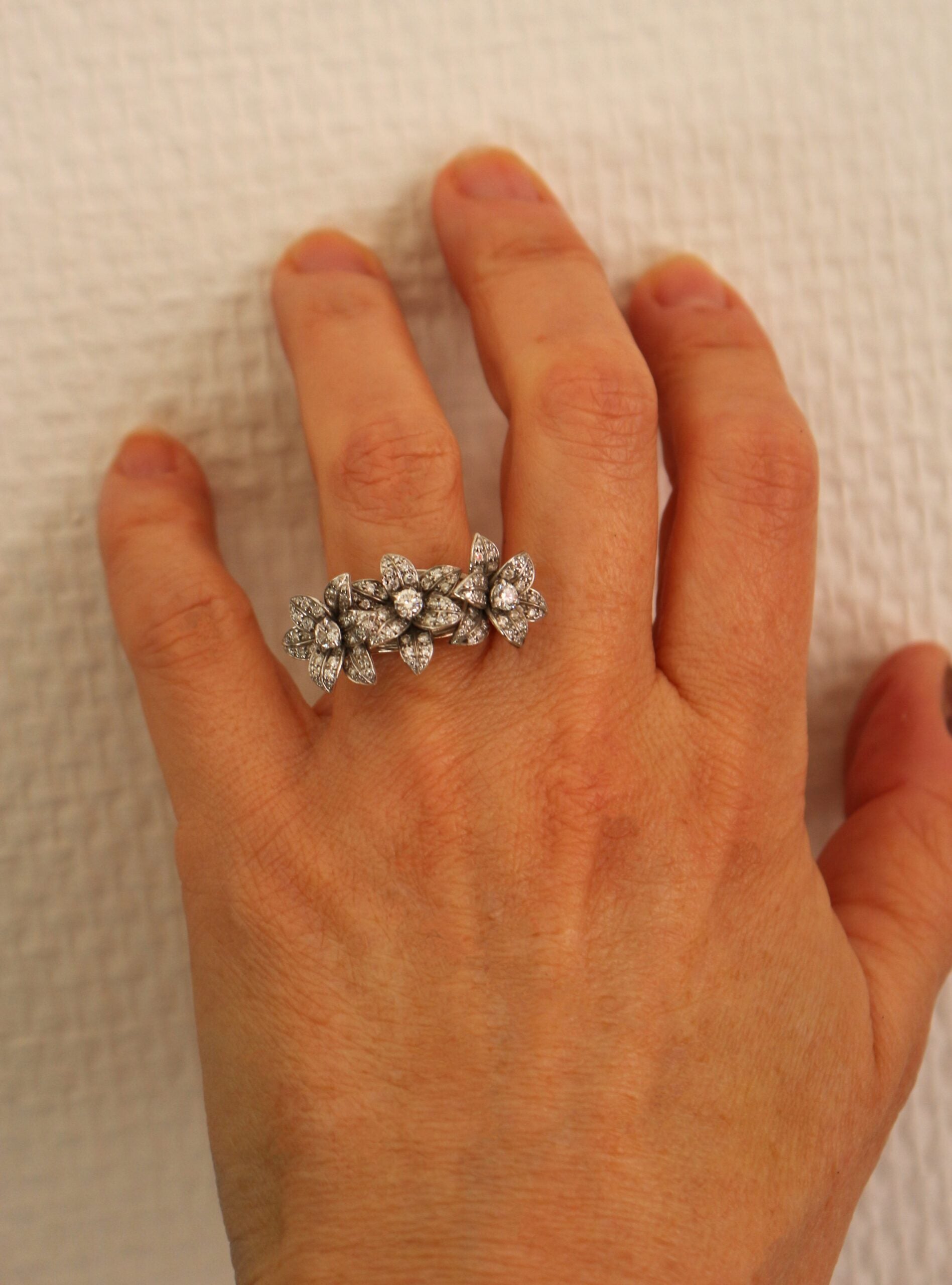 Mellerio Three Flower Ring Medici Collection