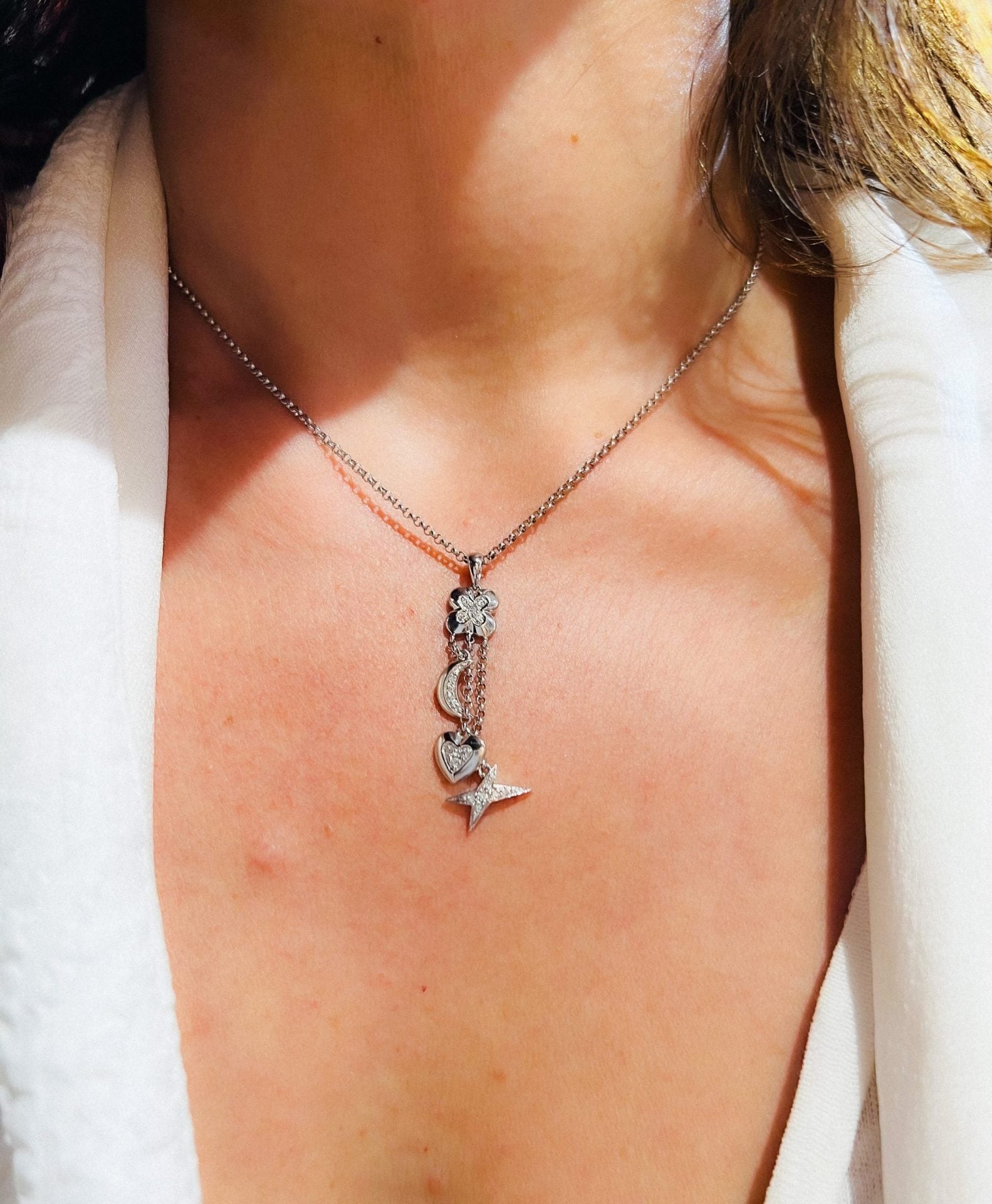 Mauboussin, gold and diamond necklace