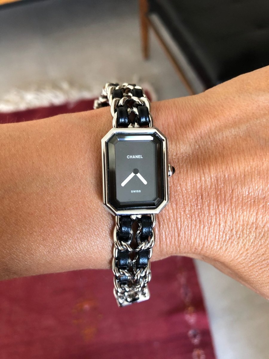 Montre Chanel Ma première en métal argenté - Maison Eloe