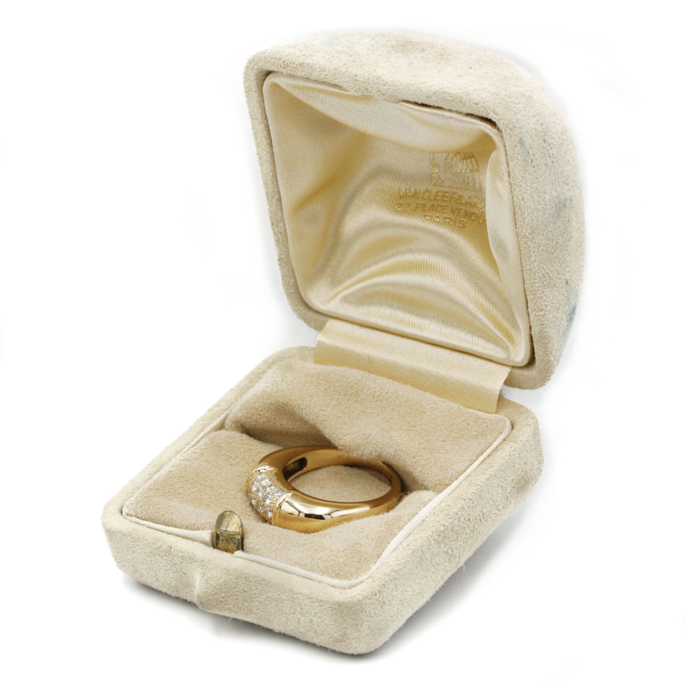 Van Cleef & Arpels, "Philippine" ring in yellow gold and diamonds
