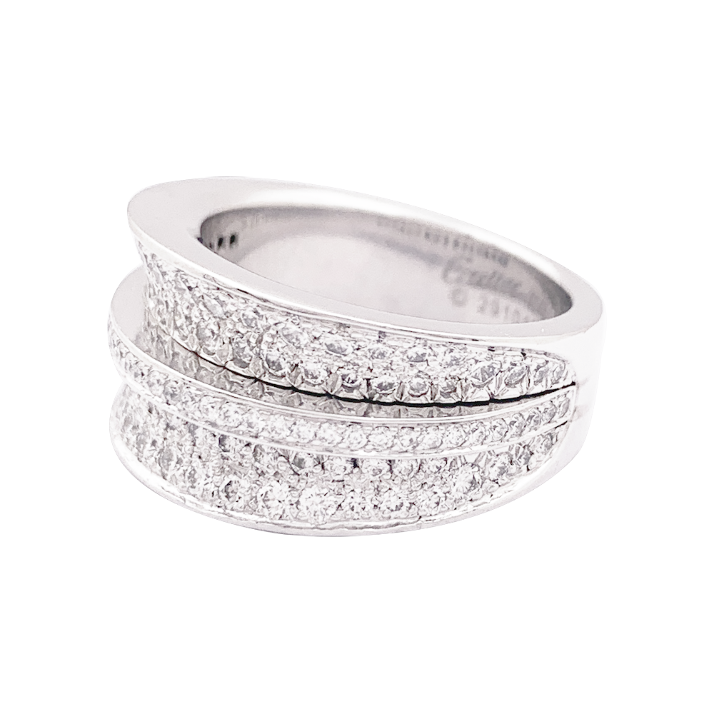 Bague Cartier "Barrette" or blanc, diamants.
