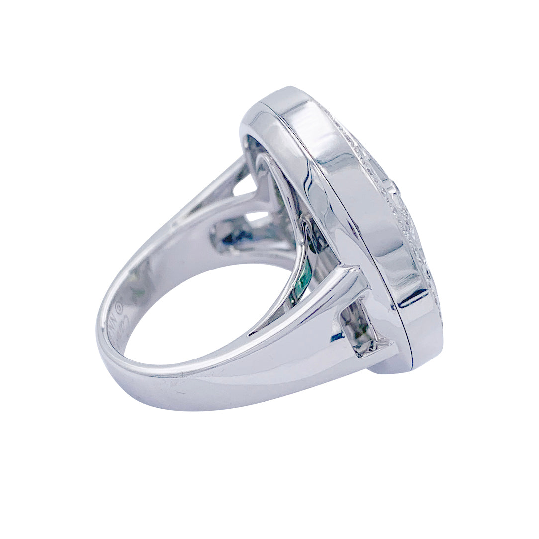 Cartier ring, "Pasha", in white gold, fine stones, diamonds.