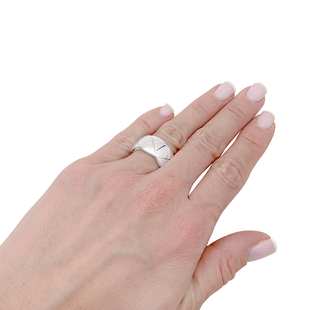 Chanel "Coco Crush" ring, large model, white gold.