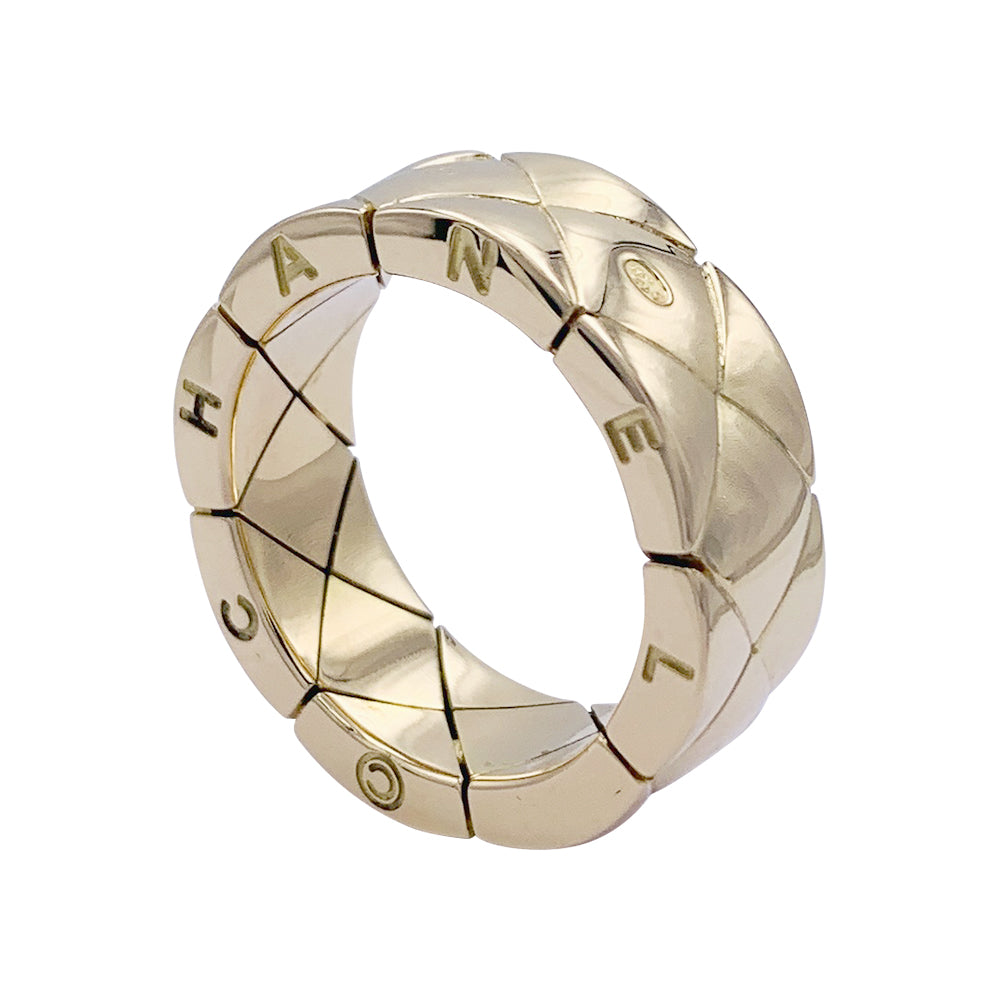 Chanel ring, "Matelassé", yellow gold.