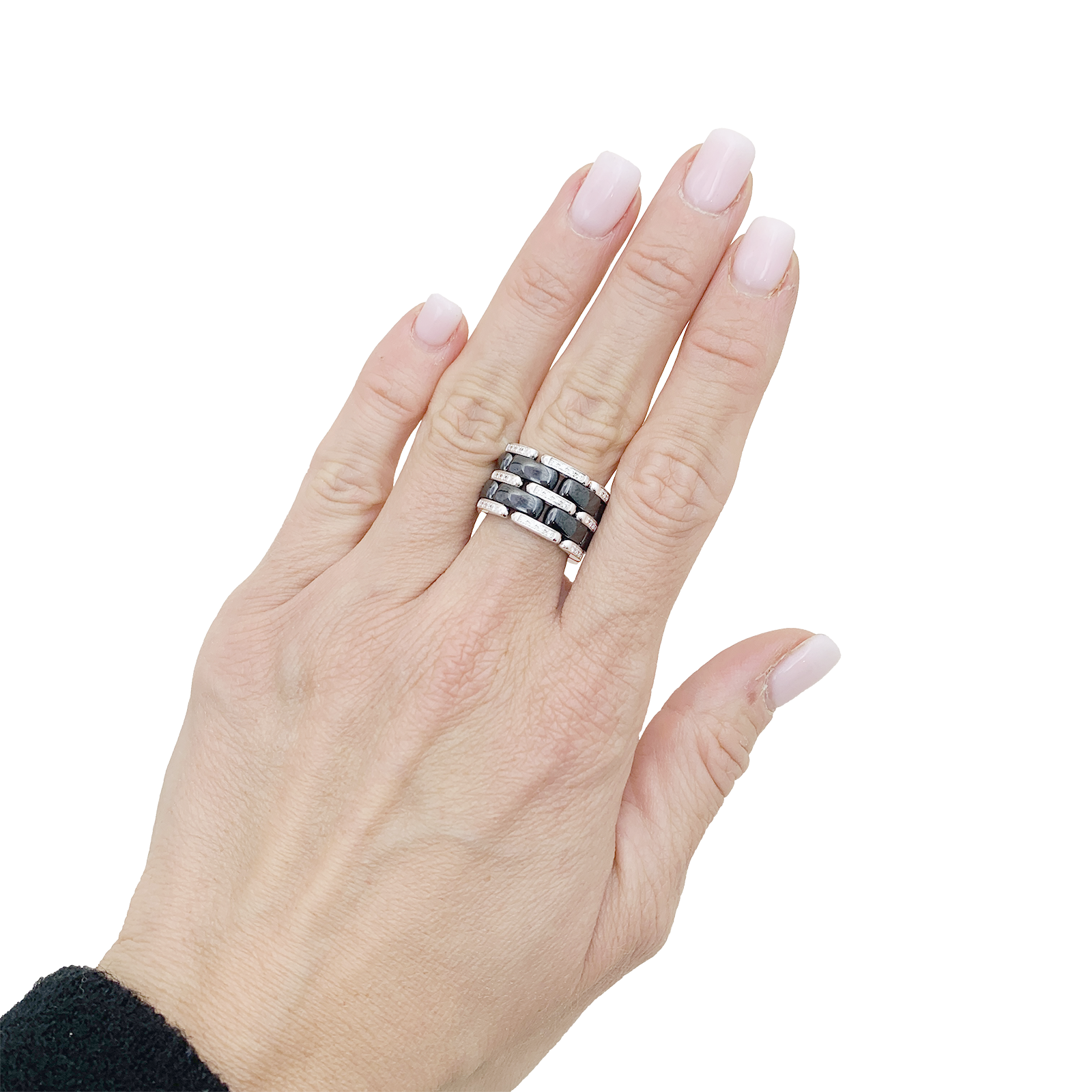 Chanel "Ultra" ring, in white gold, black ceramic and diamonds.
